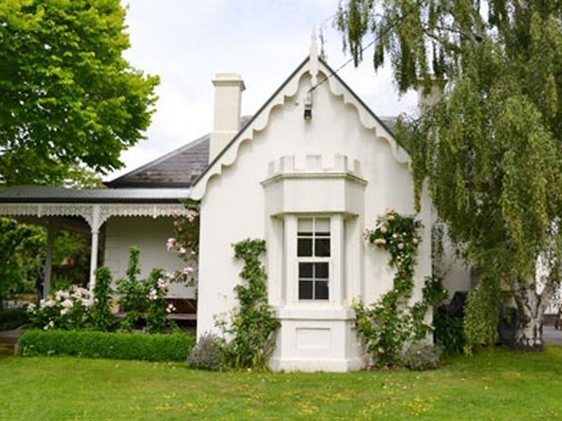 Camellia Cottage Bed & Breakfast Scotsburn Exterior photo